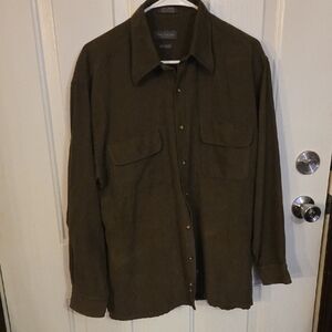Van Heusen Men's Olive Green Shirt Size Medium